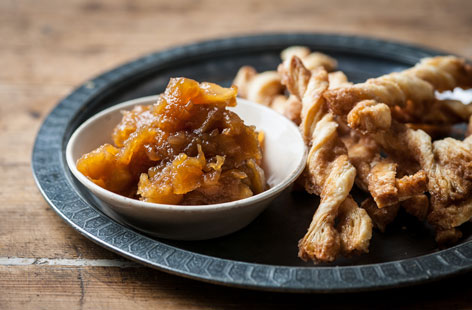 The spices in this apple chutney create a warming flavour that is perfect for the cold winter months. 