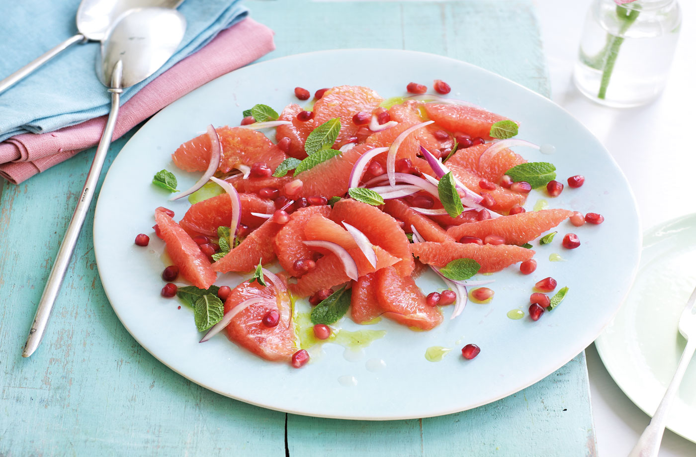 Pink grapefruit, honey and mint salad recipe