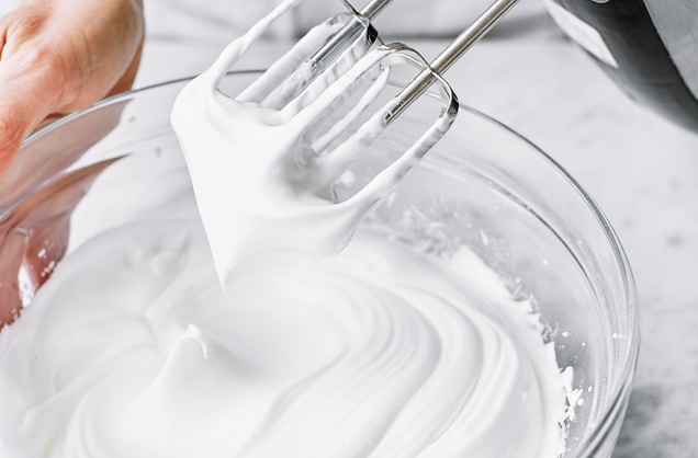 Make the meringue