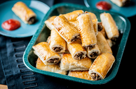 These rolls are perfect to use up any leftover turkey and stuffing from the big festive meals. 